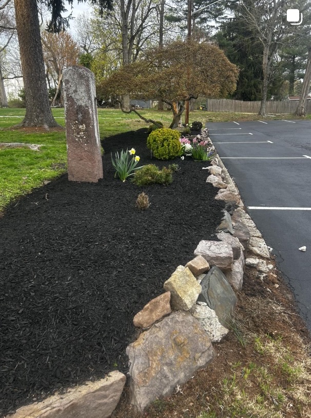 Custom hardscaping and patio installation